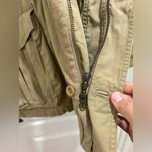 LL Bean Men’s Sporting/Fishing Jacket - Picture 3 of 9